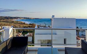 3 Zimmer, Meerblick Villa direkt in Coral Bay